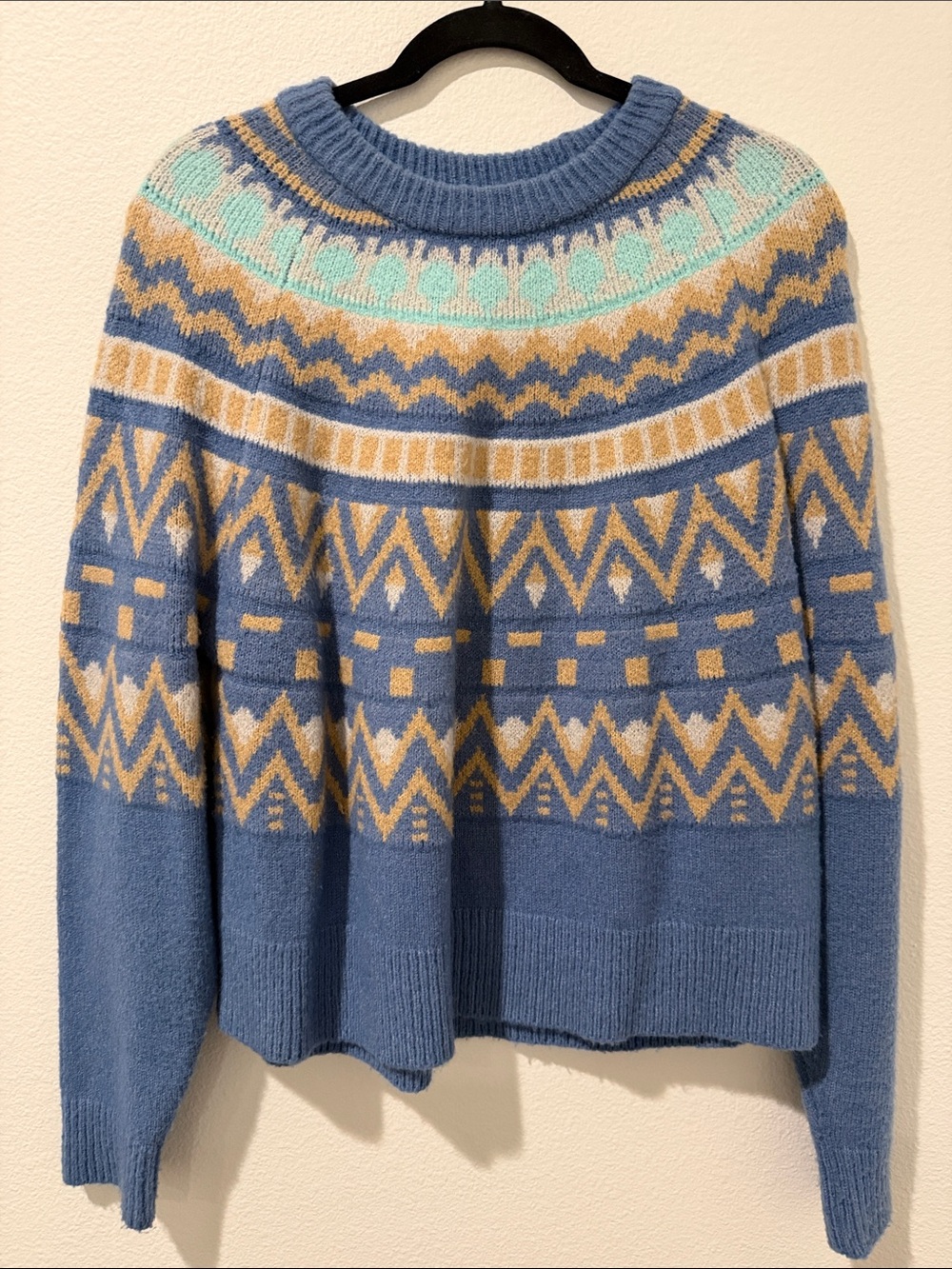 Women’s sweater
